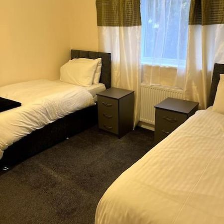 Spacious City Centre Home Near Hospital & M5 Worcester Buitenkant foto